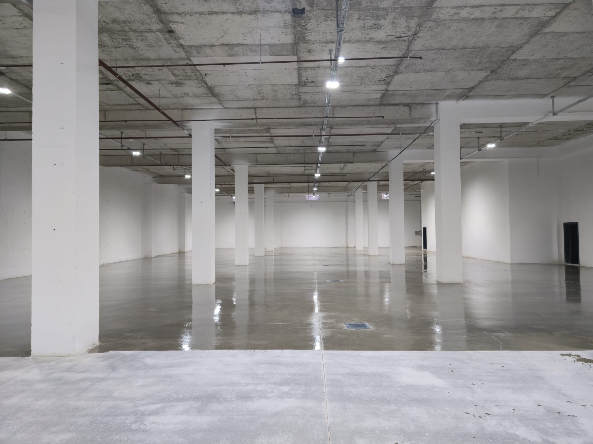 Akrilik Cila Uygulaması